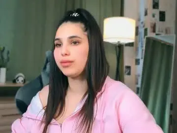 18_yo_talent  live sex cam