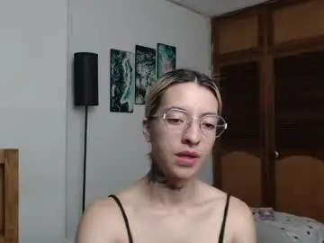 Alicee_logan_  live sex cam