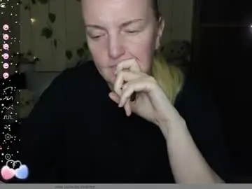 Bella_hadatt  live sex cam