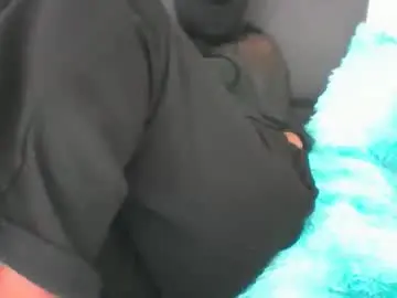 Brunetter562822  live sex cam