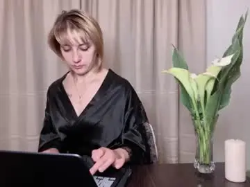 Crystalfever_  live sex cam