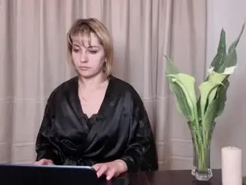 Crystalfever_  live sex cam