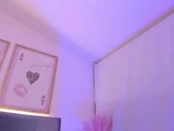 Dollsweety18  live sex cam