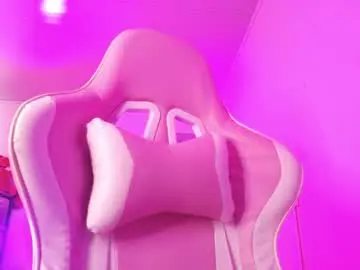 Isa_farrah  live sex cam