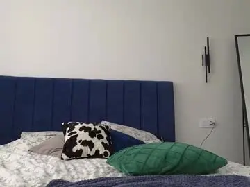 Lizzy_peach  live sex cam