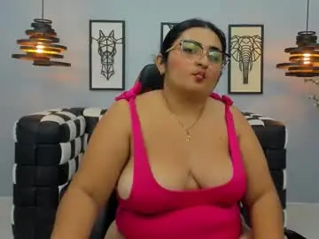 Miacurvvy  live sex cam