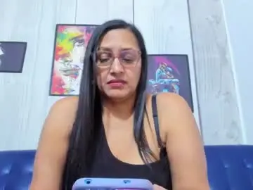 Miss_bobbies  live sex cam