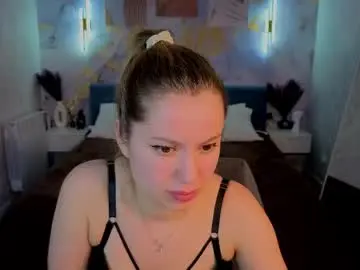 Shakira_lux  live sex cam