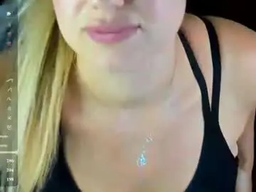 Shakira_lux  live sex cam
