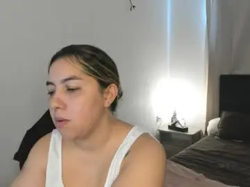 Dulce_brithany  live sex cam