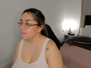 Dulce_brithany  live sex cam