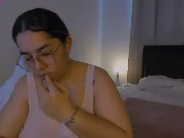 Dulce_brithany  live sex cam
