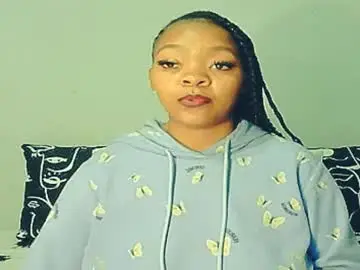 Ebonyshy123x  live sex cam