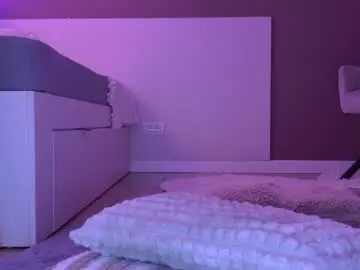 Hayleybabe4  live sex cam