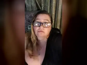 Iceprincess2bad  live sex cam