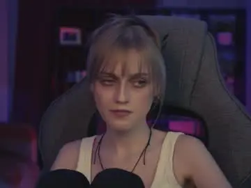 Kiramontoyaa  live sex cam