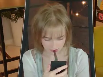 Kiramontoyaa  live sex cam