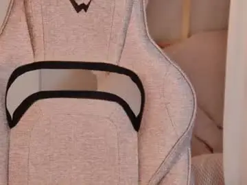 Kiramontoyaa  live sex cam