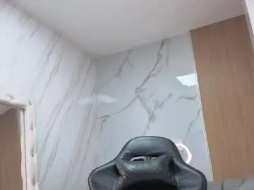 Lola_roses_tf  live sex cam