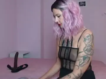 Lucylash  live sex cam