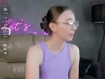 Lucyy_green  live sex cam