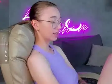 Lucyy_green  live sex cam