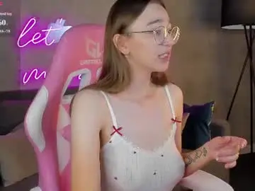 Lucyy_green  live sex cam