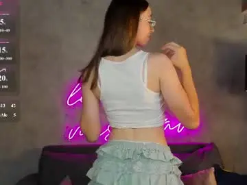 Lucyy_green  live sex cam