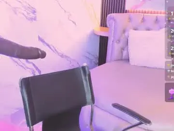 Maeve_bigboobs  live sex cam