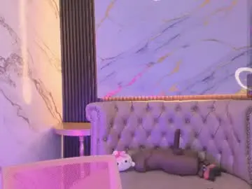 Maeve_bigboobs  live sex cam