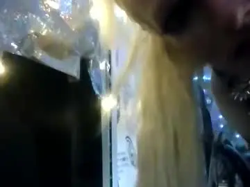 Marilyn1620  live sex cam