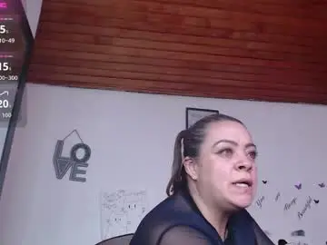 Mature_liaa  live sex cam