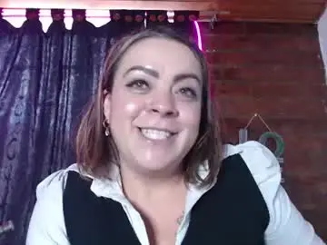 Mature_liaa  live sex cam