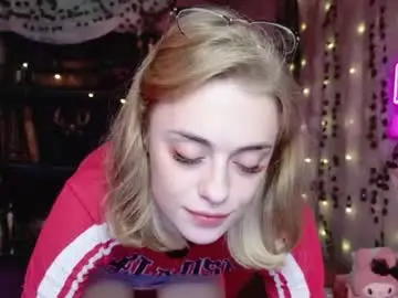 Maybe_yours333  live sex cam