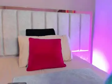 Mia_hrpr_01  live sex cam