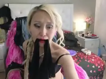 Roxalanastar  live sex cam