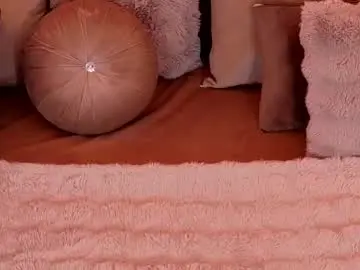 Rubyluxee  live sex cam