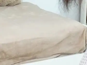 Rubyluxee  live sex cam