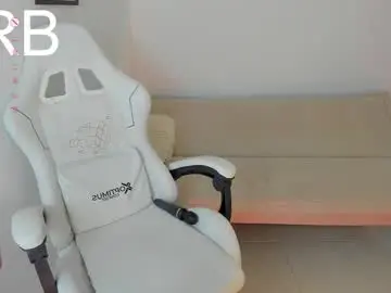 Aniie_pink18  live sex cam