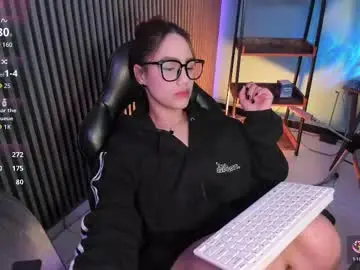 Emily_roberts1  live sex cam