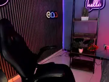 Emily_roberts1  live sex cam