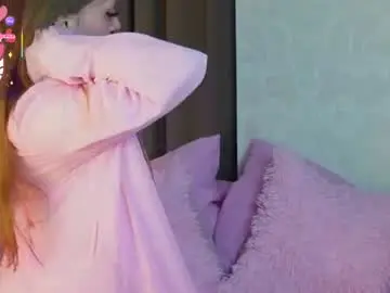 Eyesycute  live sex cam