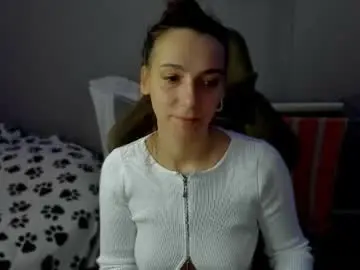 Gravitation777  live sex cam