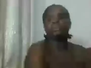 Hotebbbyy  live sex cam