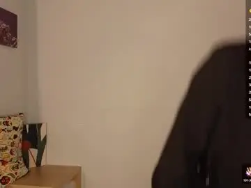 Hotlaracroft  live sex cam