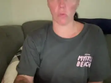 Just4you101  live sex cam