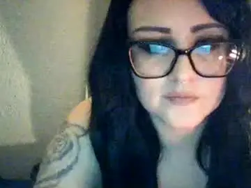 Kittytats21  live sex cam