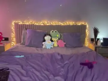 Luvmiu  live sex cam