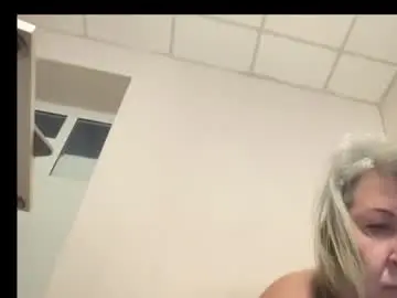 Milf_charlotty  live sex cam