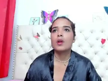 Selena_beautyy  live sex cam